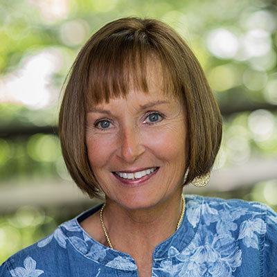 Lariscy Retires, Named Administrator Emeritus